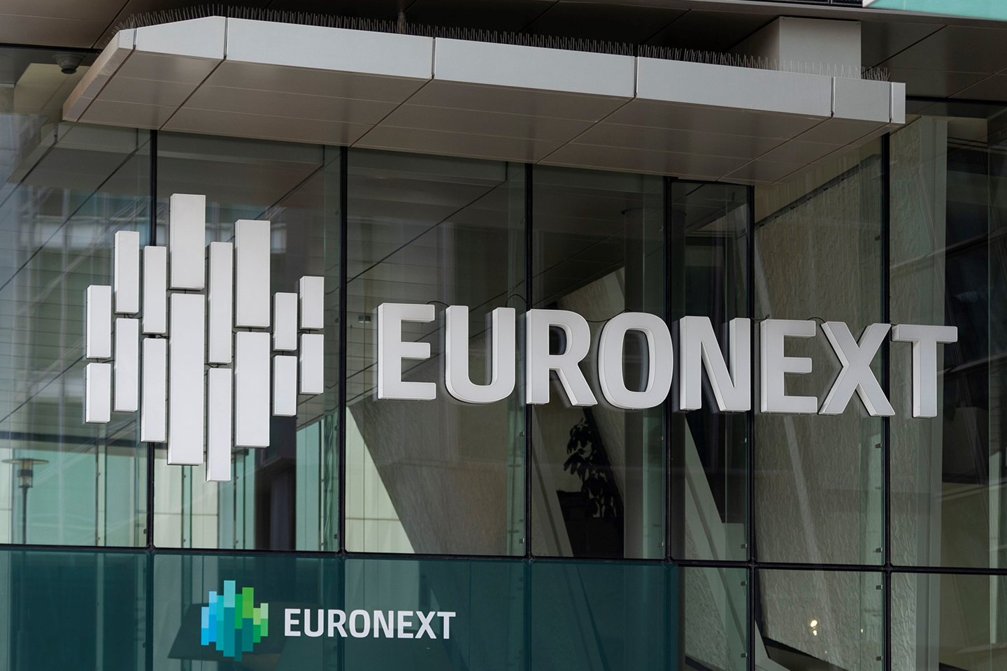 How To Buy Stock On Euronext